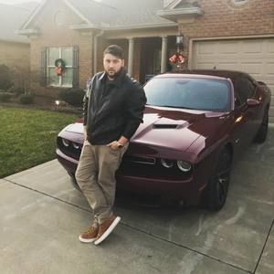 Meet your Posher, Derek